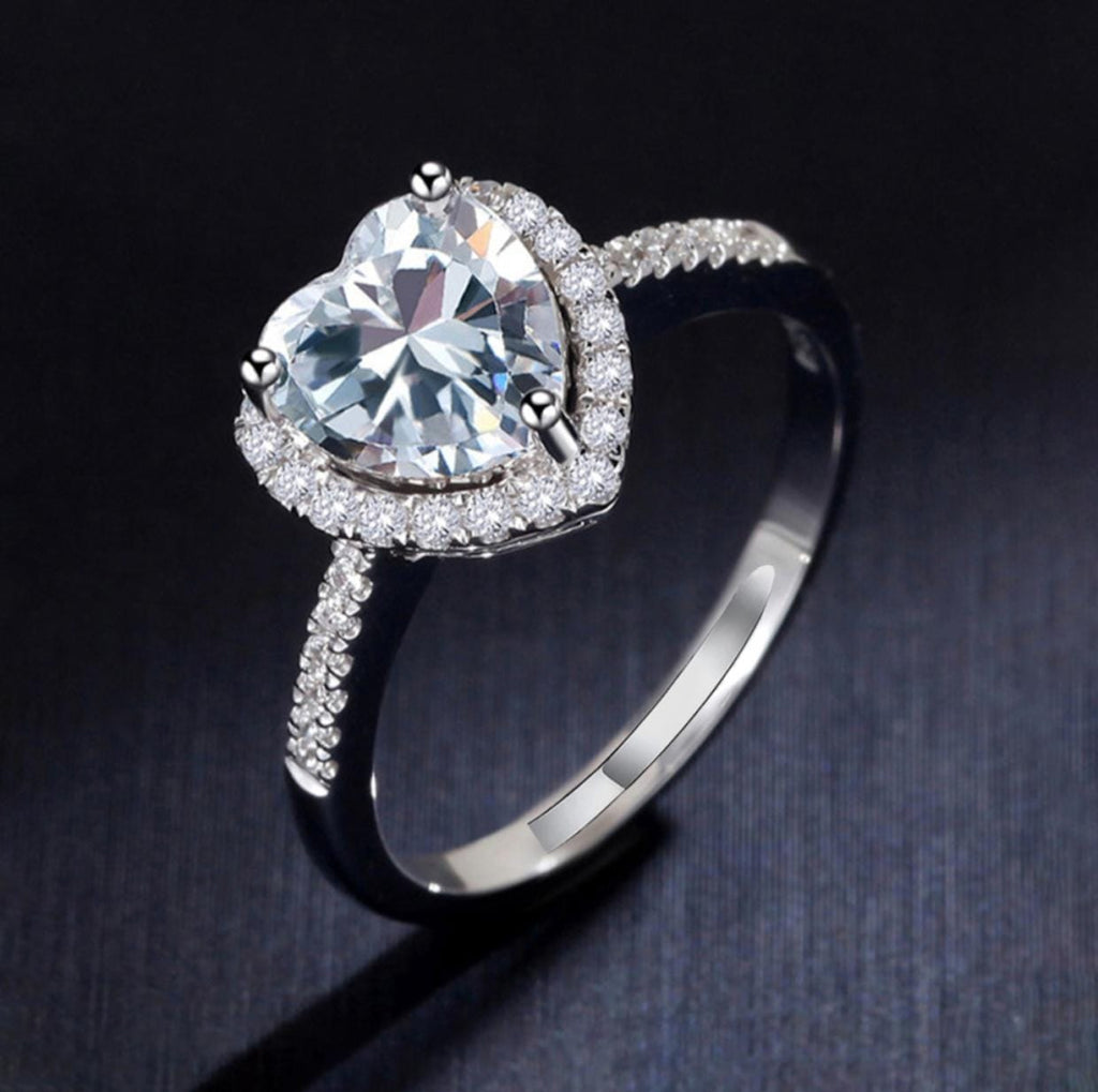 The eternal Heart Ring