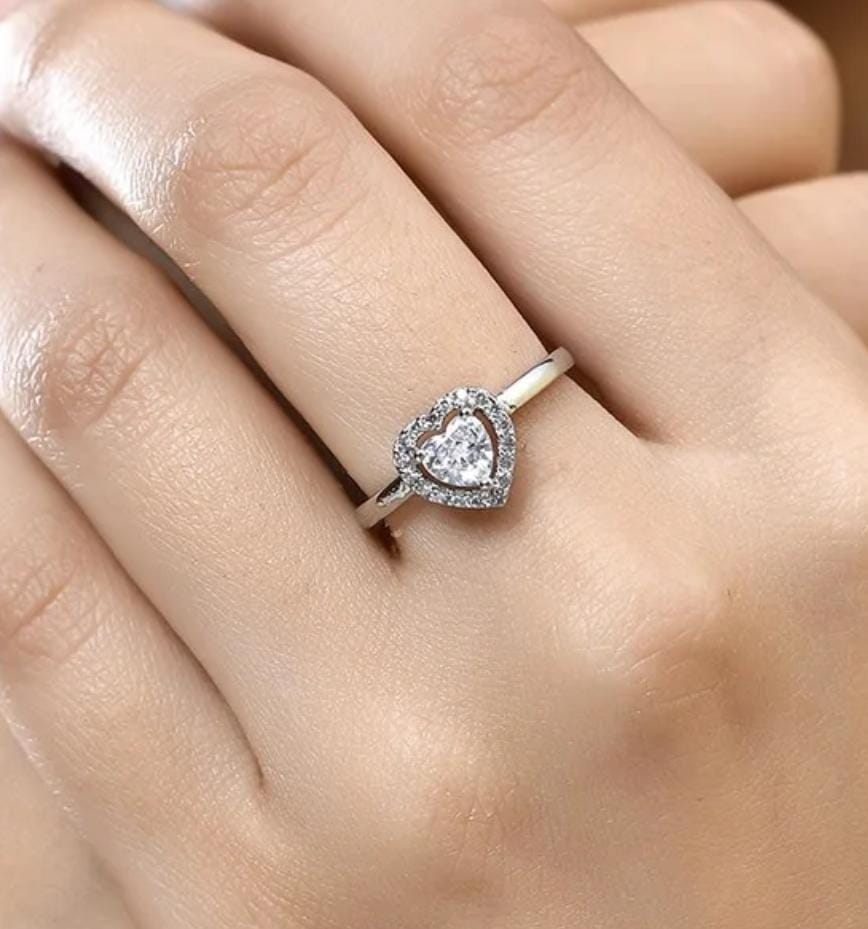 The eternal Heart Ring